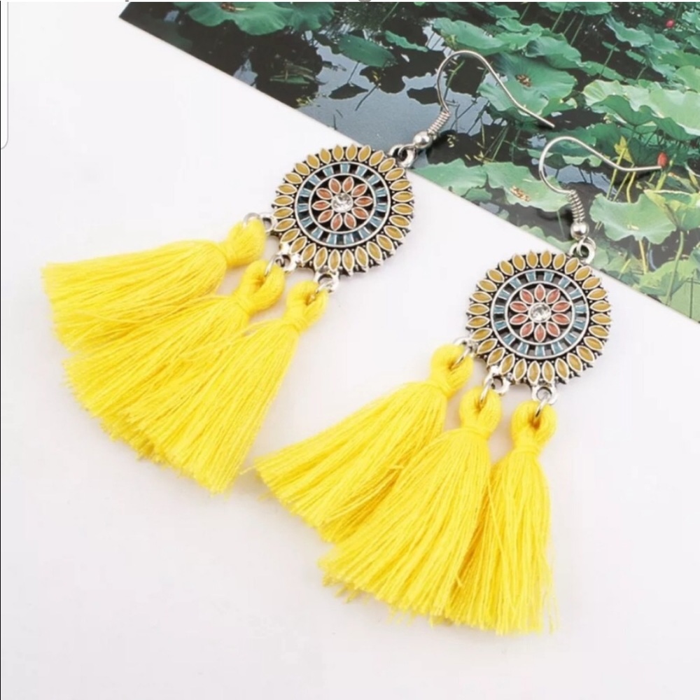 🆕 Sunshine Yellow Boho Tassel Dangling lightweight medallion mandala Earrings